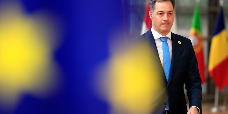 Belgien Premierminister Alexander De Croo: «Wir können diese Art der russischen Bedrohung in unserer Mitte nicht zulassen.» - Foto: Geert Vanden Wijngaert/AP/dpa