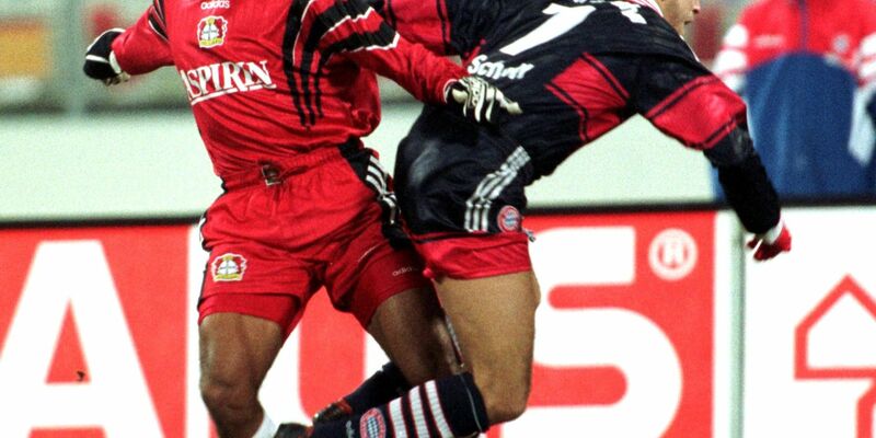 Emerson (l) spielte von 1997 bis 2000 für Bayer Leverkusen. - Foto: Frank Leonhardt/dpa