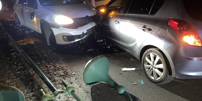 POL-OL: ++Pressemitteilung des Polizeikommissariates Bad Zwischenahn: Führerschein eines 28jährigen Fahrzeugführers nach schwerem Verkehrsunfall in Edewecht beschlagnahmt++ - Foto: presseportal.de