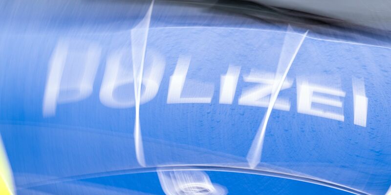 Auf einem Schützenfest in Niedersachsen soll es zu rassistischen Gesängen gekommen sein. Der Staatsschutz ermittelt. - Foto: Soeren Stache/dpa