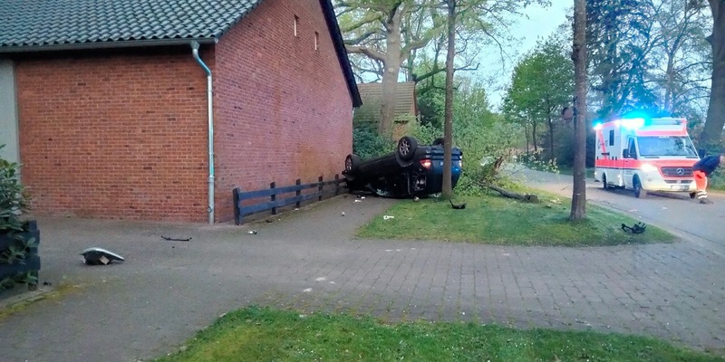 POL-ROW: Verkehrsunfallflucht im Wümmepark+++Rollerfahrer flüchtet vor der Polizei+++Betrunken auf E-Scooter gefahren+++Pkw kollidiert mit Straßenbaum- Fahrer flüchtig - Foto: presseportal.de