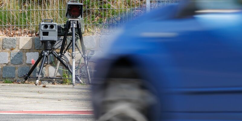 An Blitzer-Aktionswoche und Schwerpunkttag beteiligen sich nur Sachsen-Anhalt, Rheinland-Pfalz, Hessen, Hamburg und Baden-Württemberg. - Foto: Daniel Karmann/dpa