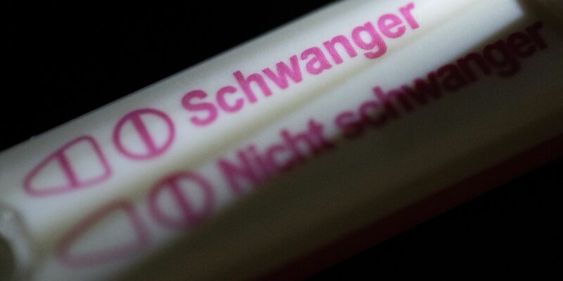 Eine Expertenkommission ist für die Legalisierung von Abtreibungen in einer frühen Phase. - Foto: Marijan Murat/dpa