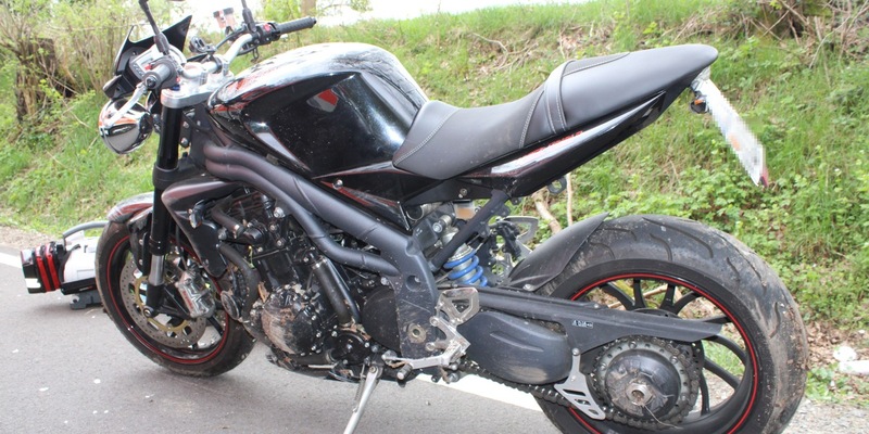 POL-RBK: Kürten - Motorradfahrer stürzt und wird schwer verletzt in Krankenhaus gebracht - Foto: presseportal.de