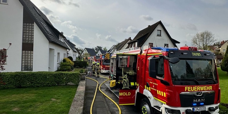 FW-DT: Zwei Brände hielten die Feuerwehr Detmold am Montagmorgen auf Trab - Foto: presseportal.de