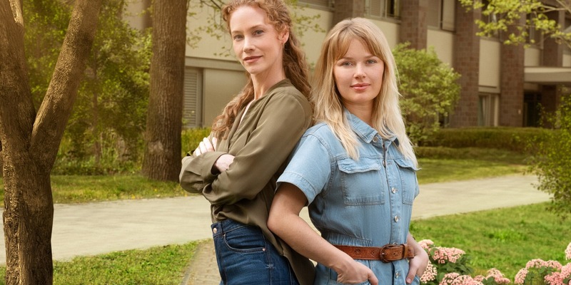 Sina-Valeska Jung Isabel Hinz Die Spreewaldklinik - Foto: SAT.1/Hardy Spitz, presseportal.de