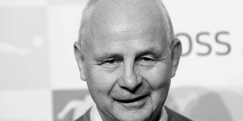 Eintracht-Legende Bernd Hölzenbein beim DFL-Neujahrsempfang im Jahr 2018. - Foto: Arne Dedert/dpa