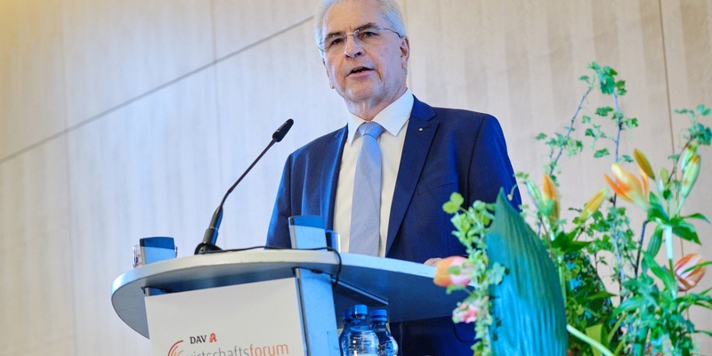 Einladung zur Online-Pressekonferenz auf dem DAV-Wirtschaftsforum am 23. April 2024 um 13.00 Uhr - Foto: presseportal.de