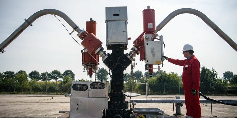 Der Erdgas-Föderplatz Goldenstedt in Niedersachsen. - Foto: Sina Schuldt/dpa