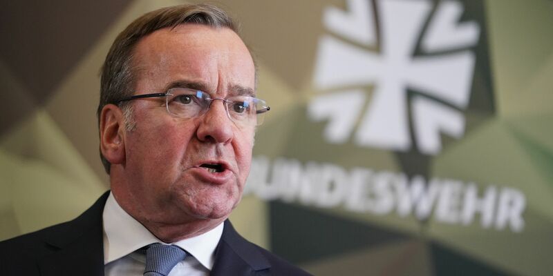 Bundesverteidigungsminister Boris Pistorius (SPD) mahnt an: «Wir müssen resilient werden, gesamtstaatlich und gesamtgesellschaftlich.» - Foto: Marcus Brandt/dpa