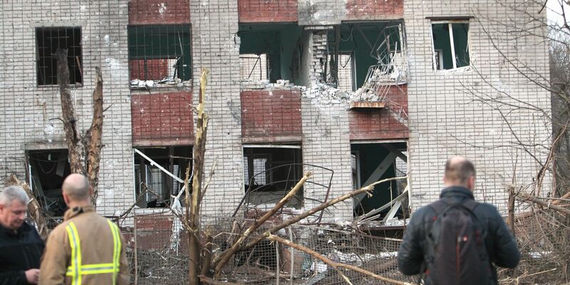 Infolge eines russischen Raketenangriffs auf einen Kindergarten und eine Hochschule sind in der ukrainischen Großstadt Dnipro mehrere Menschen, darunter auch Kinder, verletzt worden. - Foto: -/https://photonew.ukrinform.com/ Ukrinform/dpa