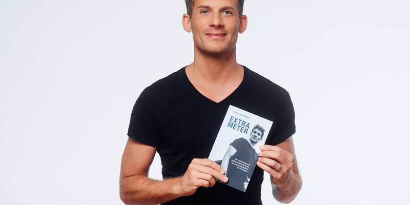 EXTRAMETER: Sky Moderator Thomas Fleischmann präsentiert sein erstes Buch - Foto: presseportal.de