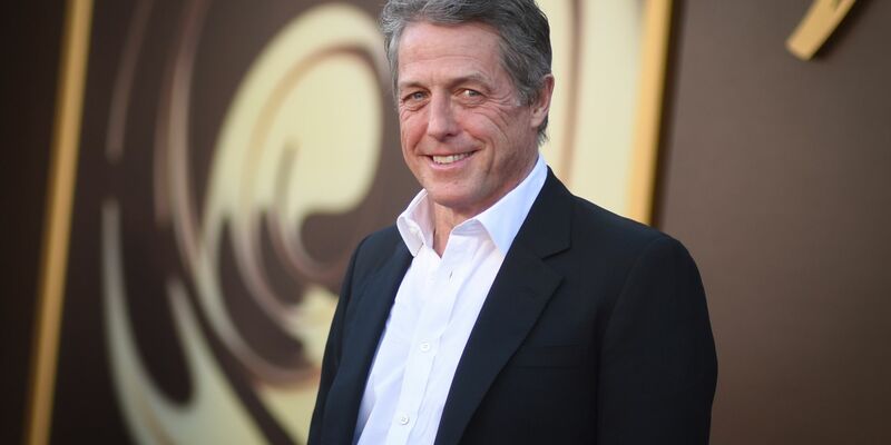 Hugh Grant prangert seit Langem die einst bei britischen Boulevardmedien verbreiteten illegalen Methoden der Informationsbeschaffung an. - Foto: Richard Shotwell/Invision/AP/dpa