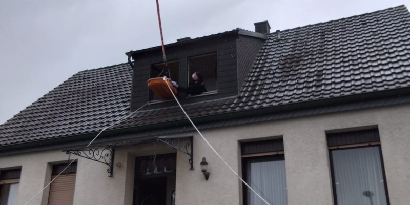FW-EN: Wetter - Feuerwehr unterstützt dreimal den Rettungsdienst und wird zu zwei Brandmeldeanlagen alarmiert - Foto: presseportal.de