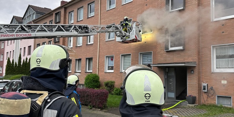 FW-BO: Küchenbrand in einem Mehrfamilienhaus - Foto: presseportal.de