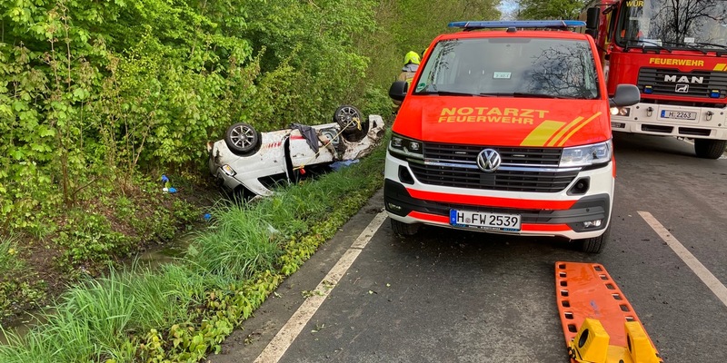 FW Hannover: Verkehrsunfall mit schwerverletzter Person in Wülferode - Foto: presseportal.de