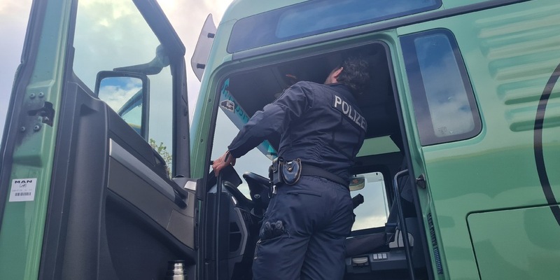 POL-GOE: Geschwindigkeit und Fahrtüchtigkeit im Straßenverkehr: Polizeidirektion Göttingen beteiligt sich an länderübergreifender Verkehrssicherheitsaktion sicher.mobil.leben - Foto: presseportal.de
