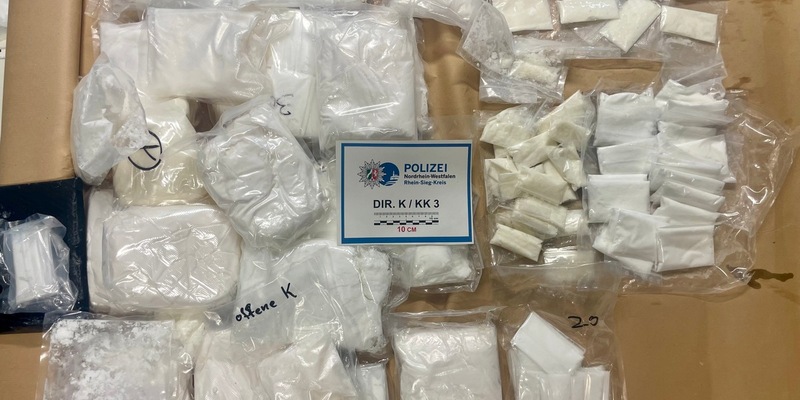 POL-SU: Durchsuchungen der Polizei im Rhein-Sieg-Kreis/Tatverdächtige festgenommen und Betäubungsmittel sichergestellt - Foto: presseportal.de