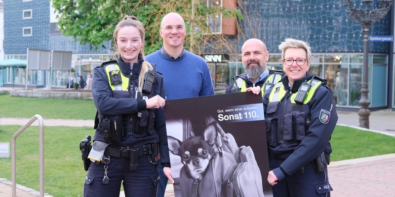 POL-GT: Plakataktion! Polizei und Einzelhandel gegen Taschendiebstahl - Foto: presseportal.de