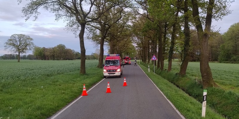 FW-Schermbeck: Sturmschaden Dämmerwalder Strasse - Foto: presseportal.de