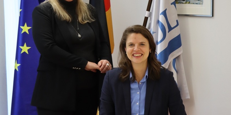 HZA-SW: Gegen Sexismus, sexuelle Belästigung und Mobbing - Hauptzollamt Schweinfurt tritt breitem Bündnis gegen Sexismus bei - Foto: presseportal.de