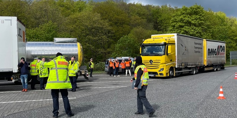 HZA-K: Schichtwechsel beim Kölner Zoll / Teilnahme an dem Aktionstag für neue Perspektiven - Foto: presseportal.de