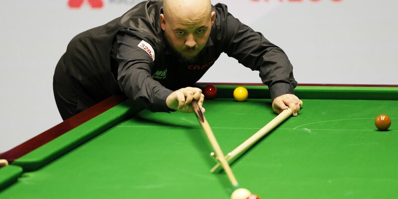 Titelverteidiger Luca Brecel schied bei der Snooker-WM gleich aus. - Foto: Richard Sellers/PA Wire/dpa