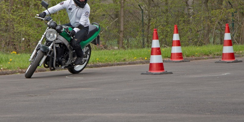 POL-MR: Auf geht's - sicher und informiert in die Motorradsaison Info- und Trainingstag am 27. April rund ums Motorrad beim Polizei-Motorsport-Club in Marburg - Foto: presseportal.de