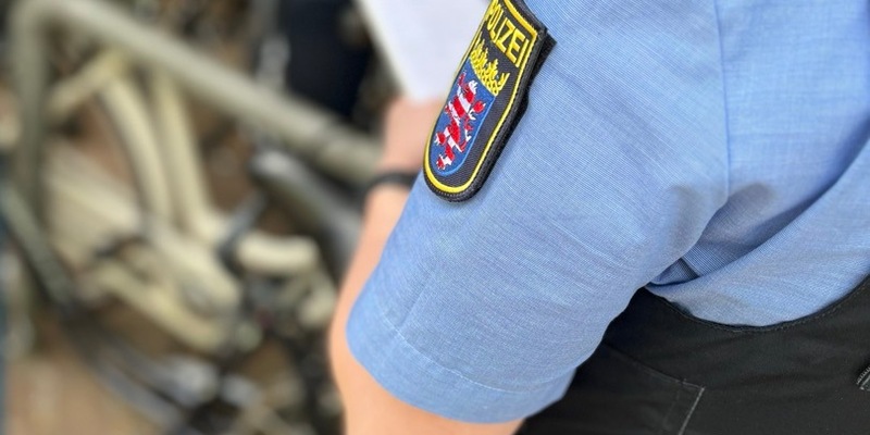 FW Paderborn: Gemeldeter Wohnungsbrand mit Menschenleben in Gefahr in der Rosenstraße - Foto: presseportal.de