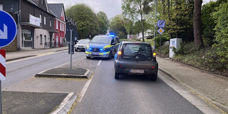 POL-RBK: Bergisch Gladbach - Fußgänger wird von Pkw erfasst und schwer verletzt - Foto: presseportal.de