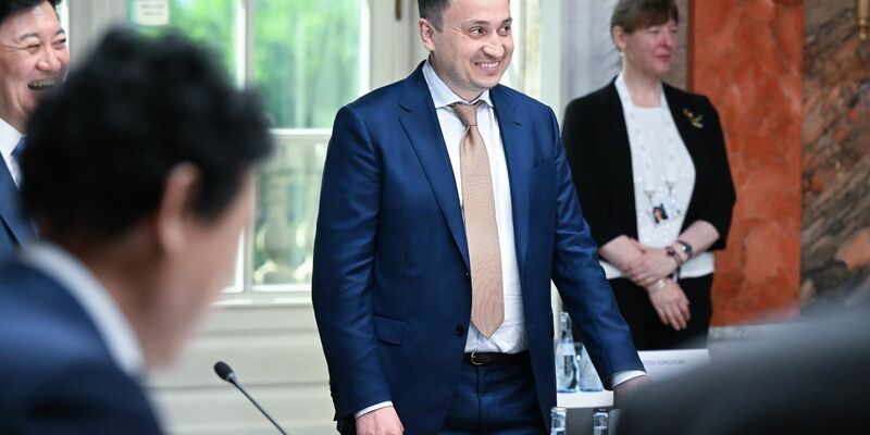 War 2019 bei den vorgezogenen Parlamentswahlen über die Liste der Präsidentenpartei in die Oberste Rada gelangt: Mykola Solskyj. - Foto: Bernd Weißbrod/dpa