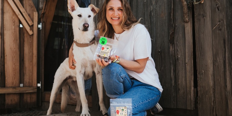 MicroHarvest und VEGDOG präsentieren innovatives Hunde-Leckerli mit bahnbrechendem Protein aus Mikroorganismen - Foto: presseportal.de