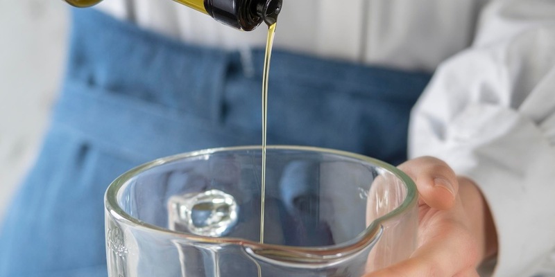 Das flüssige Gold der Küche: Kochen mit Olivenöl / Von der Vorspeise bis zum Dessert: Die Wunderwelt des Olivenöls - Foto: presseportal.de