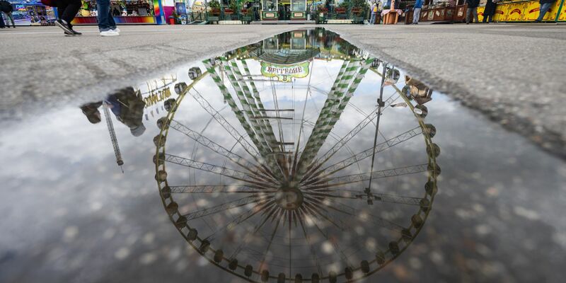 Bisher gibt es noch keinen konkreten Verdacht, wo und wie sich die Menschen tatsächlich infiziert haben. - Foto: Marijan Murat/dpa