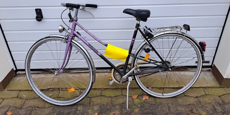 POL-NI: Polizei Rinteln sucht Eigentümer von vier Fahrrädern und zwei Handtaschen - Foto: presseportal.de