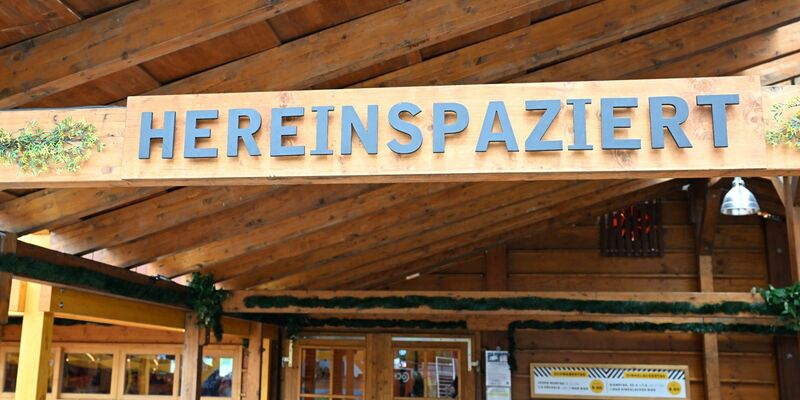 Zahlreiche Menschen klagten nach dem Besuch des Festzeltes auf dem Cannstatter Frühlingsfest über Magen-Darm-Beschwerden. - Foto: Bernd Weißbrod/dpa