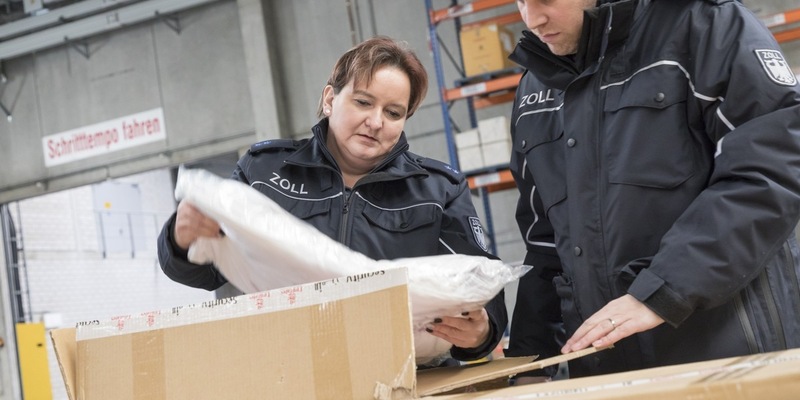 HZA-N: Welttag des geistigen Eigentums am 26. April 2024 - Der Zoll leistet einen wichtigen Beitrag zum Schutz der Bürgerinnen und Bürger - Foto: Zoll, presseportal.de