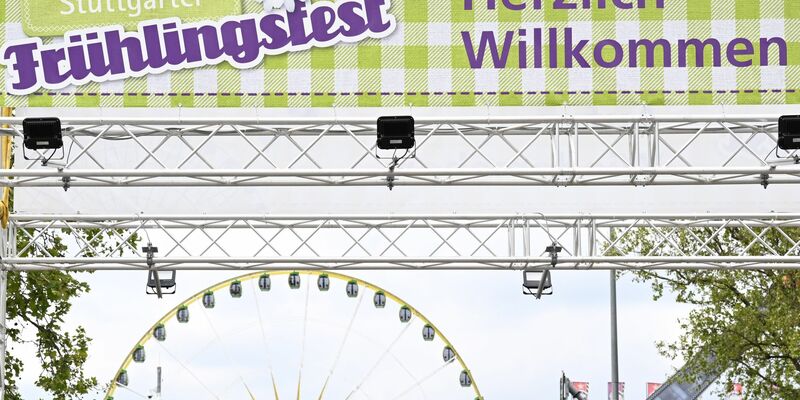 Hunderte Besucher klagten nach dem Besuch eines Festzeltes (nicht im Bild) auf dem Stuttgarter Frühlingsfest über Magen-Darm-Beschwerden. - Foto: Bernd Weißbrod/dpa