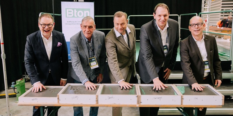Erste Fabrik für klimapositiven Beton in Deutschland eröffnet / Das Unternehmen Bton leistet innovativen Beitrag zur ökologischen Bauwende - Foto: presseportal.de
