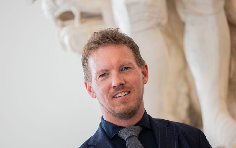 Geht mit seinen Spielern auf Weltranglisten-Platz 10 ins WM-Jahr: Julian Nagelsman. (Archivbild) - Foto: Rolf Vennenbernd/dpa