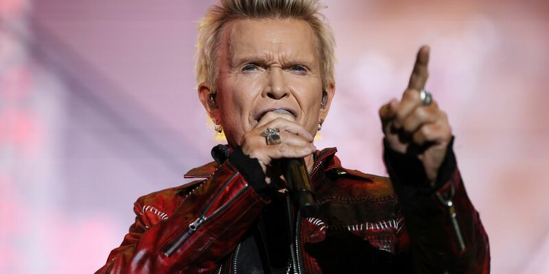 Der britische Sänger Billy Idol startete in den USA richtig durch. - Foto: Ginnette Riquelme/AP/dpa