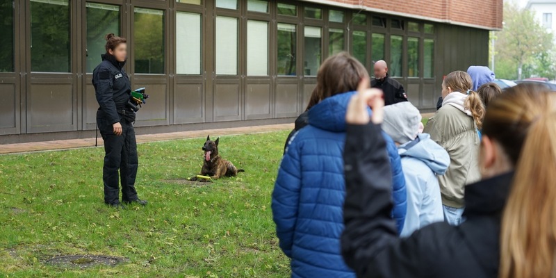 POL-LG: Zukunftstag 2024 im Lüneburger Behördenzentrum Auf der Hude - Foto: presseportal.de