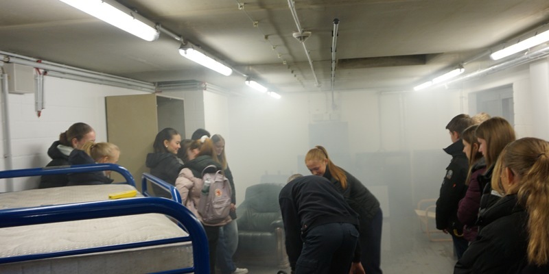 FW Ratingen: Girls' and Boys' Day bei der Feuerwehr Ratingen - Foto: presseportal.de