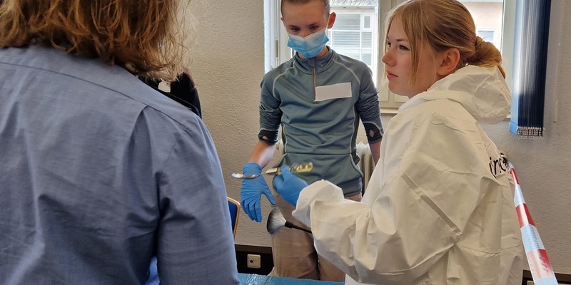 POL-PPRP: girls,girls,girls! - Girls' Day 2024 im Polizeipräsidium Rheinpfalz - Foto: presseportal.de