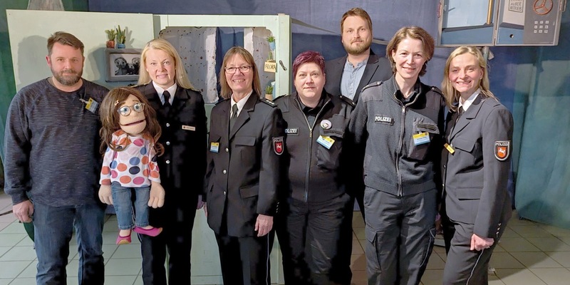 POL-GOE: 30. Symposium des Vereins zur Förderung der Methode Puppenspiel in der Verkehrs- und Kriminalprävention in Duderstadt eröffnet - Foto: presseportal.de