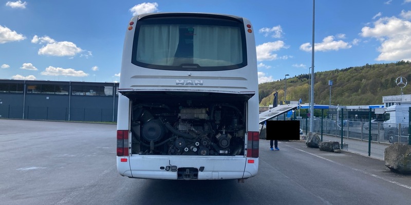 POL-OH: Reisebus auf der A7 gestoppt - Foto: presseportal.de