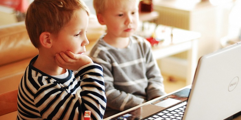 Handy, Tablet und Co: Kleine Kinder haben mehr Zugang zu smarten Geräten / Erste Ergebnisse der miniKIM-Studie 2023 über Mediennutzung von Kindern im Alter zwischen 2 und 5 Jahren vorgestellt - Foto: presseportal.de