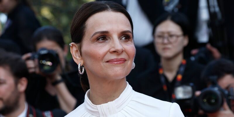 Schauspielerin Juliette Binoche berichtet über sexuelle Belästigung und übergriffiges Verhalten an Filmsets in den 1980er- und 1990er-Jahren. - Foto: Joel C Ryan/Invision/AP/dpa