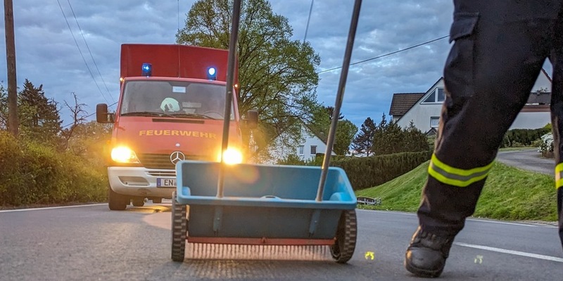 FW-EN: Zwei Ölspuren im Stadtgebiet - Foto: presseportal.de