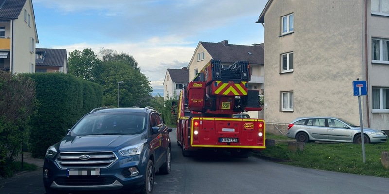 FW-DT: Ein Menschenleben gerettet - Falschparker behindern Arbeit der Feuerwehr - Foto: presseportal.de